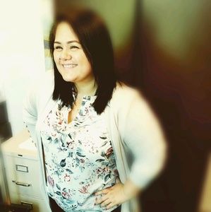 Meet your Posher, Ofelia